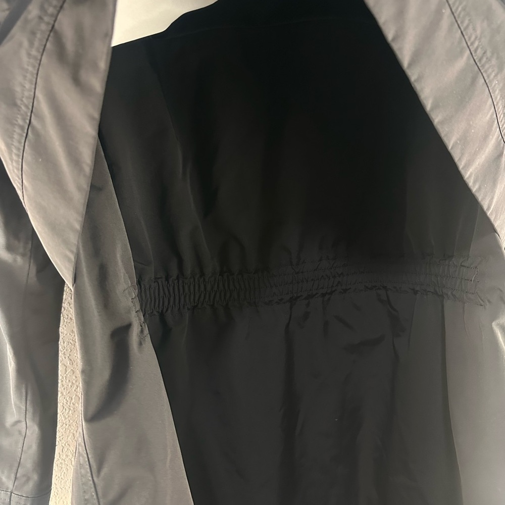 Athleta Forecast Rainout Shell II Black Sz XL - Picture 4 of 7